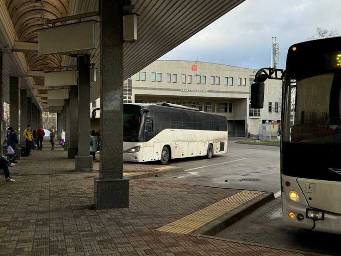 Власти Петербурга запустили автобус в оккупированный Мариуполь — не продано ни одного билета