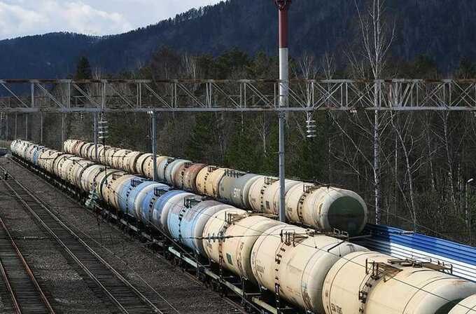 Экспорт российской нефти сократился на фоне торгового конфликта между США и Китаем