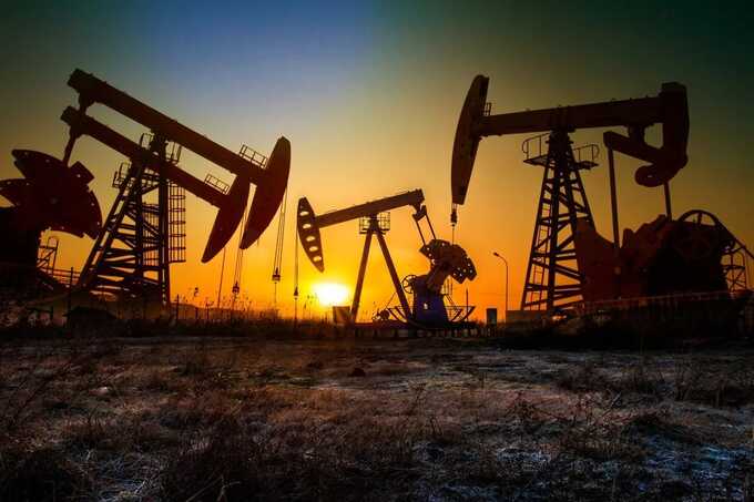 Нефть дорожает на фоне санкций США против Ирана