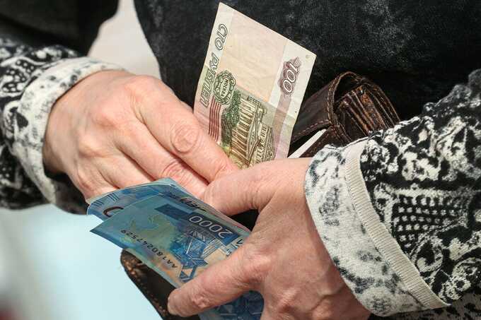 Мошенники развели пенсионера на полмиллиона рублей