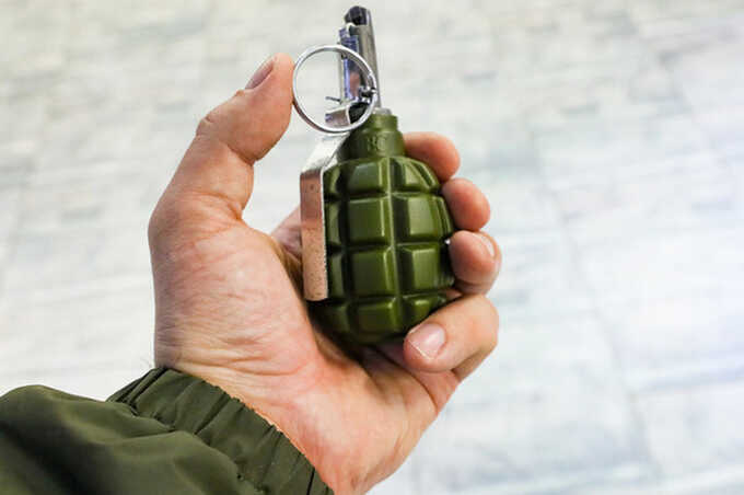 Военный задержан за убийство сослуживцев: по версии следствия, он бросил гранату в клетку с ними